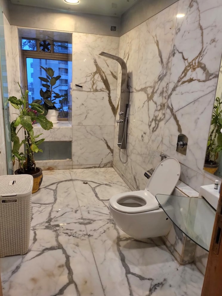 Bathroom, oberoi-sky-gardens 4 Bedroom 2650 Sq.Ft. Apartment In Andheri West Mumbai 8791207