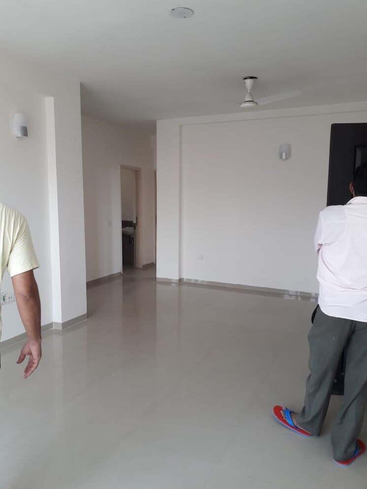 Bathroom, emaar-mgf-emerald-hills 4 Bedroom 1750 Sq.Ft. Builder Floor In Sector 65 Gurgaon 8791214