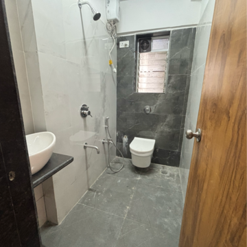 Bathroom in 2 BHK Apartment at Kandivali East – for Rent