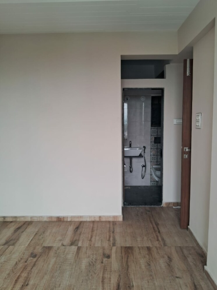 Room, dombivli east 2 Bedroom 689 Sq.Ft. Apartment In Dombivli East Thane 8791222