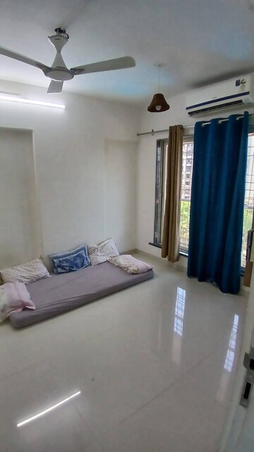 Room in 2.5 BHK Apartment at Azad Nagar – for Rent