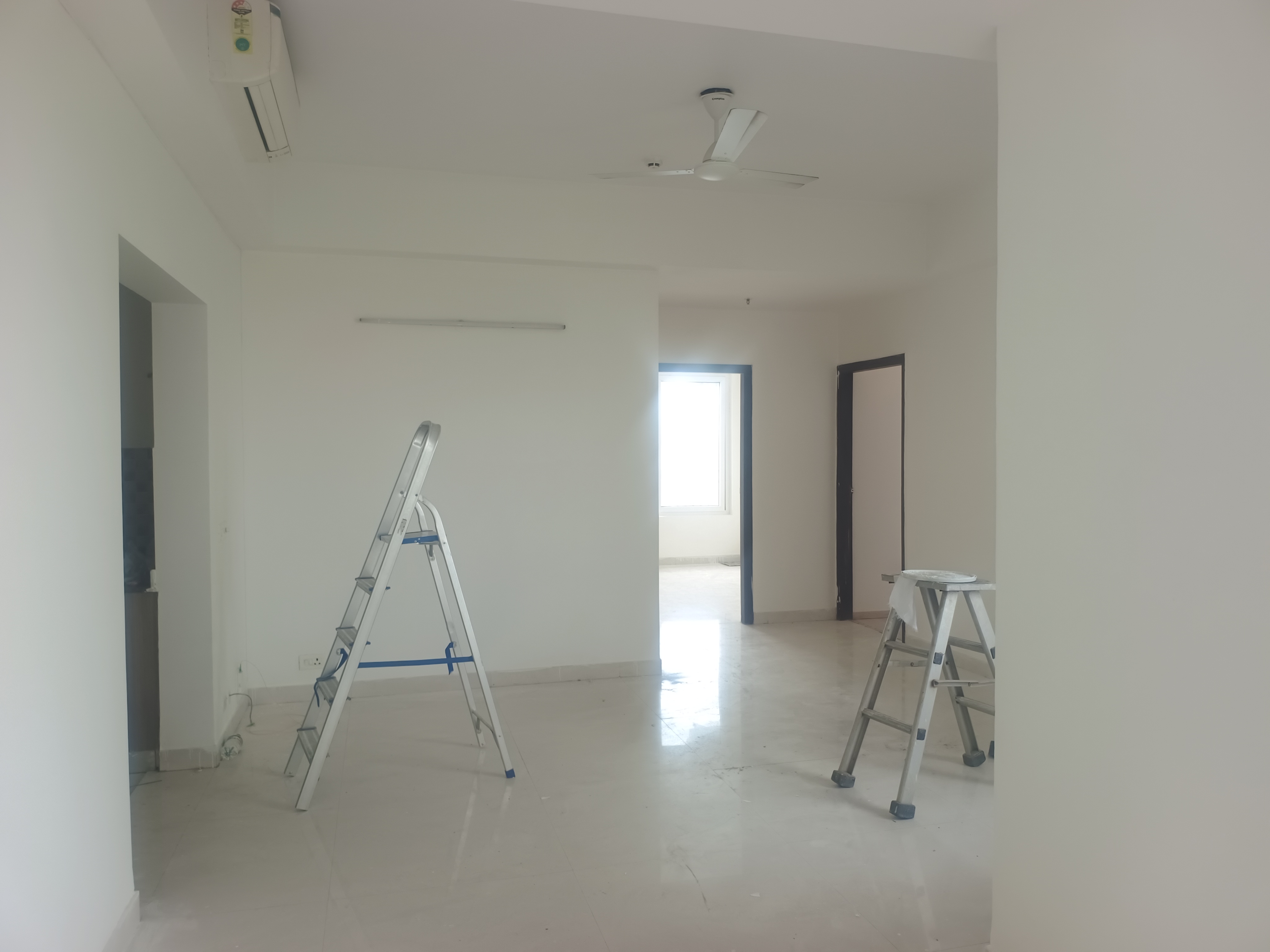 3 BHK + Servant Room Apartment For Rent in Adani M2K Oyster Grande