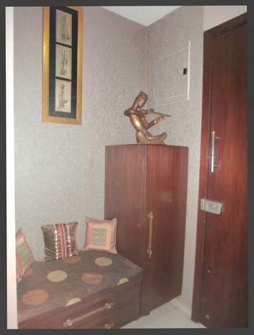 Furnished Amenities in 3 BHK Apartment at Oberoi Springs, Andheri West – for Sale