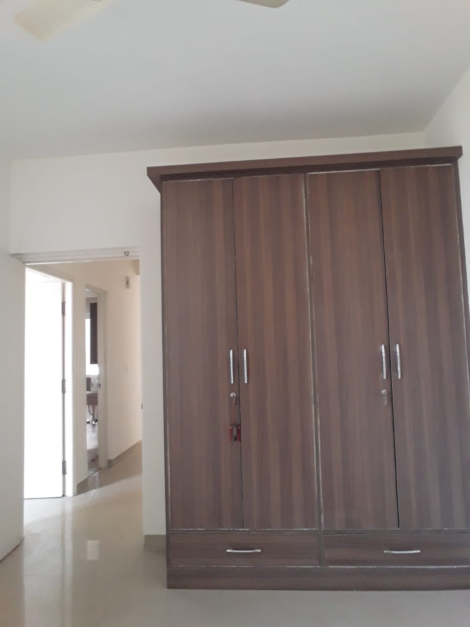 4 BHK + Servant Room 1975 Sq.Ft. Builder Floor in Emaar Emerald Floors Premier
