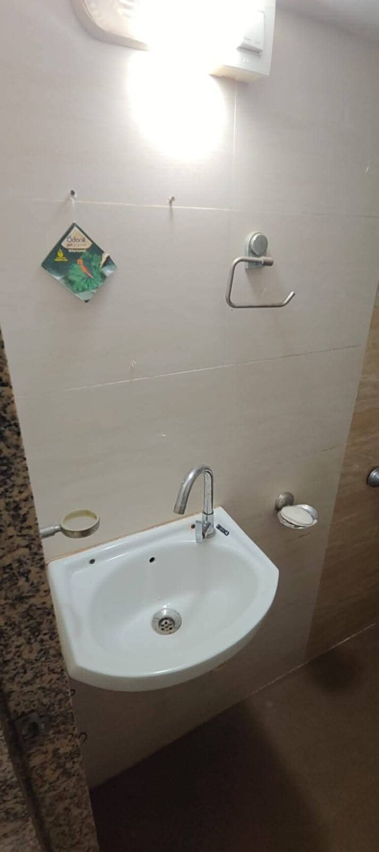 Bathroom, tulip-chs-andheri-west 2 Bedroom 700 Sq.Ft. Apartment In Andheri West Mumbai 8791383