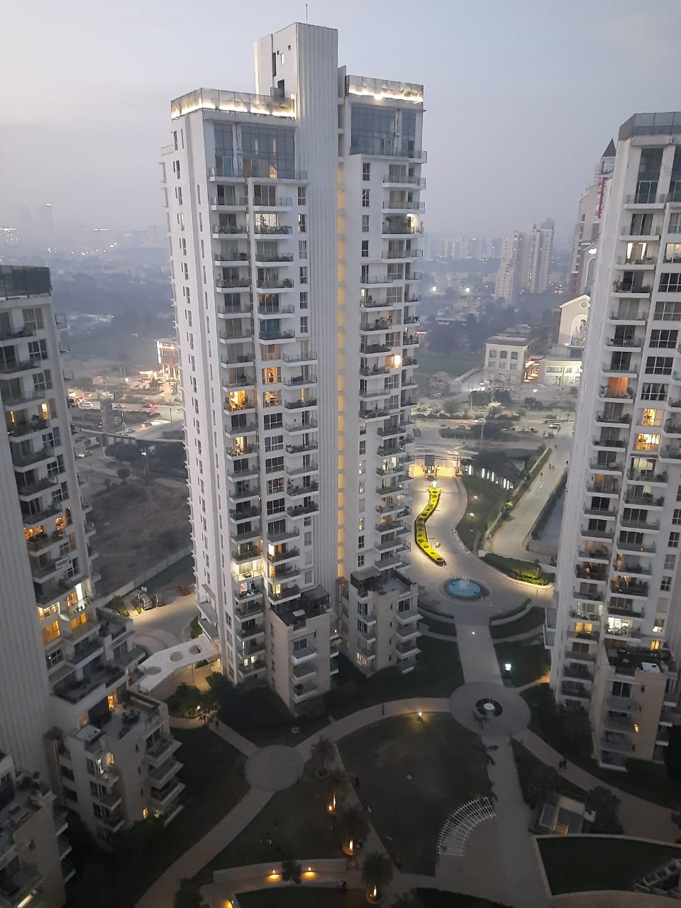 3 BHK + Servant Room Apartment For Rent in M3M Merlin