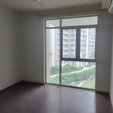 Room in 3 BHK Apartment at M3M Merlin, Sector 67 – for Rent