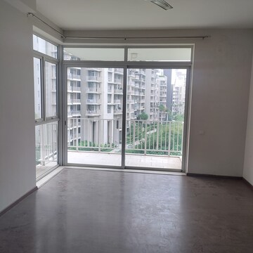 Room in 3 BHK Apartment at M3M Merlin, Sector 67 – for Rent