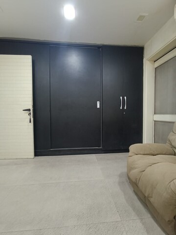 Furnished Amenities in 2 BHK Independent House at Preet Vihar – for Rent