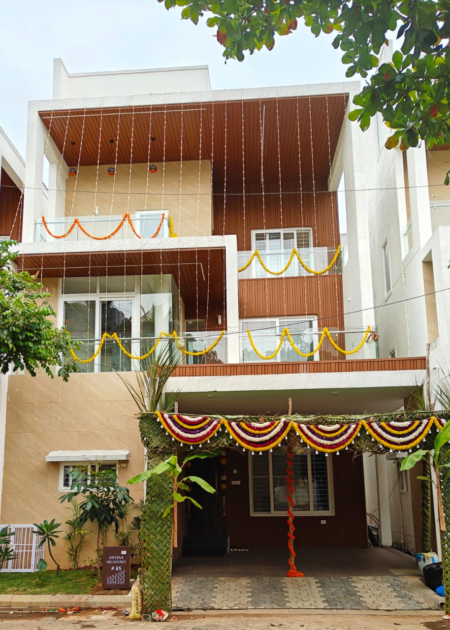 4 BHK + Pooja Room,Study Room,Extra Room 3600 Sq.Ft. Villa in Myhna Meadows