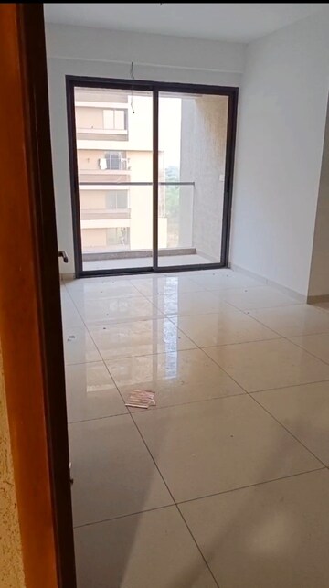 Room in 3 BHK Apartment at Chandkheda – for Rent