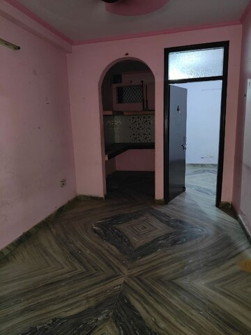 Living Room in 2 BHK Builder Floor at Shakarpur – for Rent