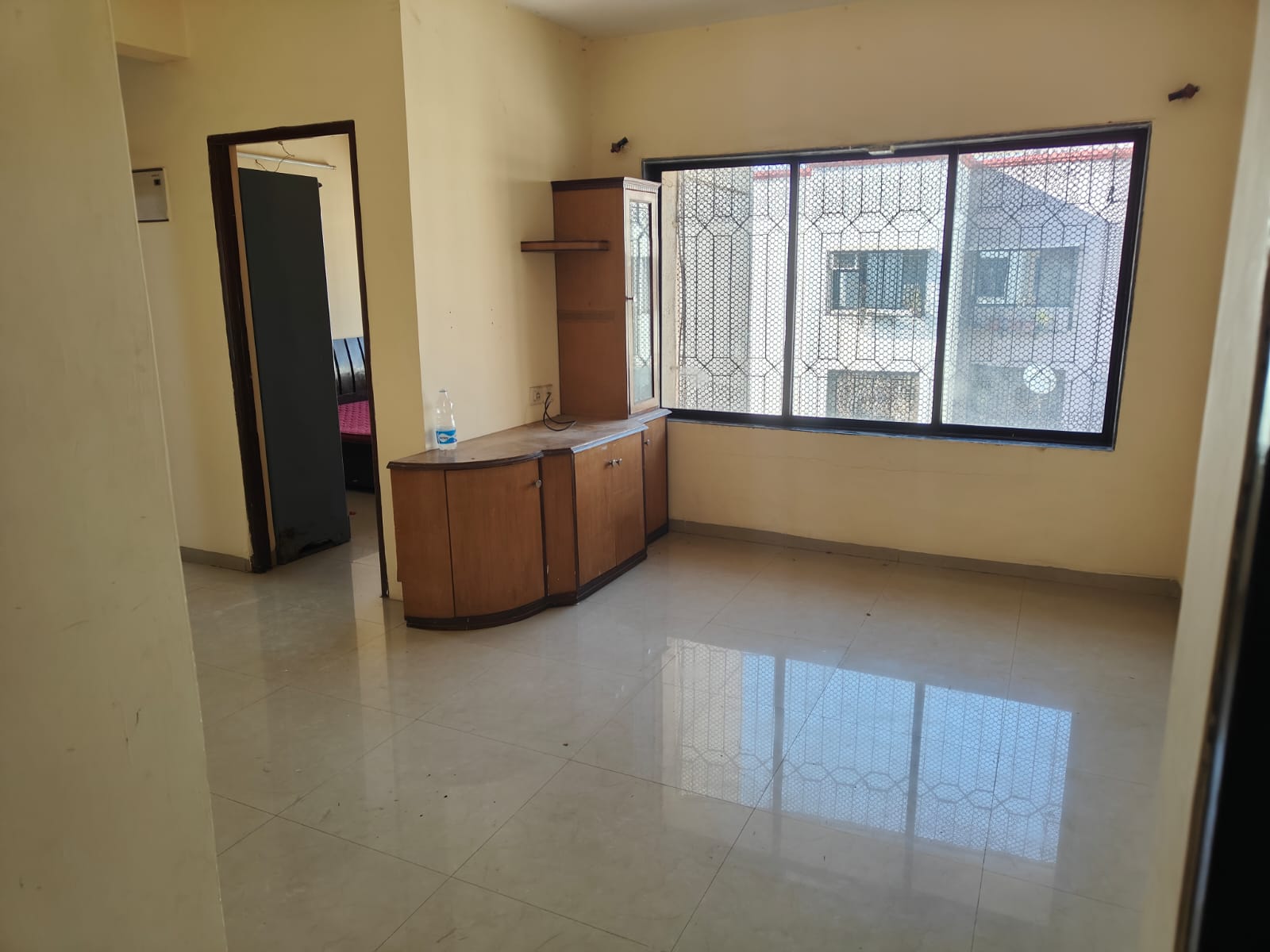 2 BHK Apartment For Rent in Shree Adinath Towers