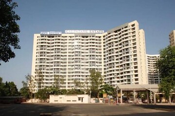 2 BHK Apartment For Sale in Kalpataru Vivant, Jogeshwari East