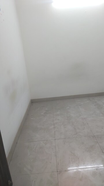 Room in 1.5 BHK Builder Floor at Mayur Vihar – for Rent