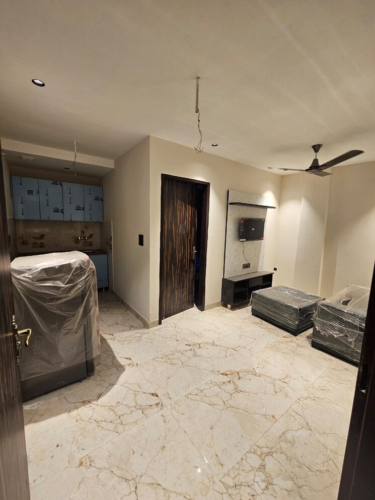 Living Room, aez-aloha 1.5 Bedroom 100 Sq.Yd. Builder Floor In Sector 57 Gurgaon 8791561