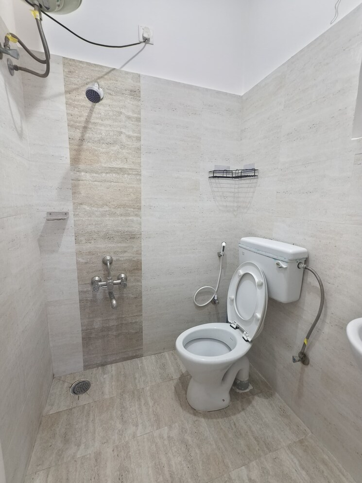 Bathroom, hsr layout 1 Bedroom 650 Sq.Ft. Builder Floor In Hsr Layout Bangalore 8791576