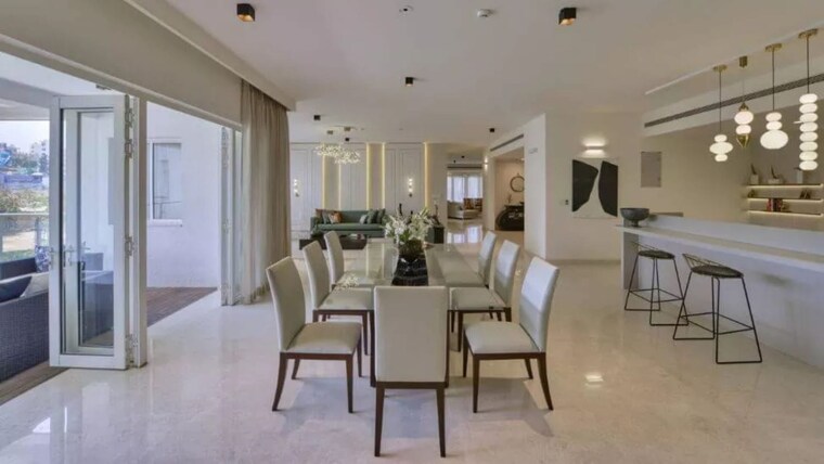 Master Bedroom, prestige-white-meadows 4 Bedroom 6652 Sq.Ft. Apartment In Whitefield Bangalore 8791590