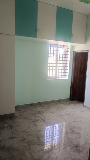Room in 3 BHK Independent House at Hosur Krishnagiri rd – for Sale