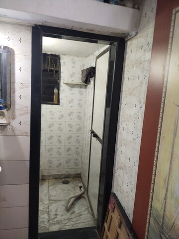 Building Lobby in 1 BHK Apartment at Shiv Srushti Apartments, Kurla East – for Rent
