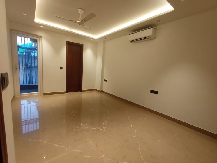 Room, greater kailash ii 4 Bedroom 2500 Sq.Ft. Apartment In Greater Kailash ii Delhi 8791622