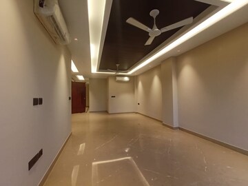 Living Room in 4 BHK Apartment at Greater Kailash ii – for Rent