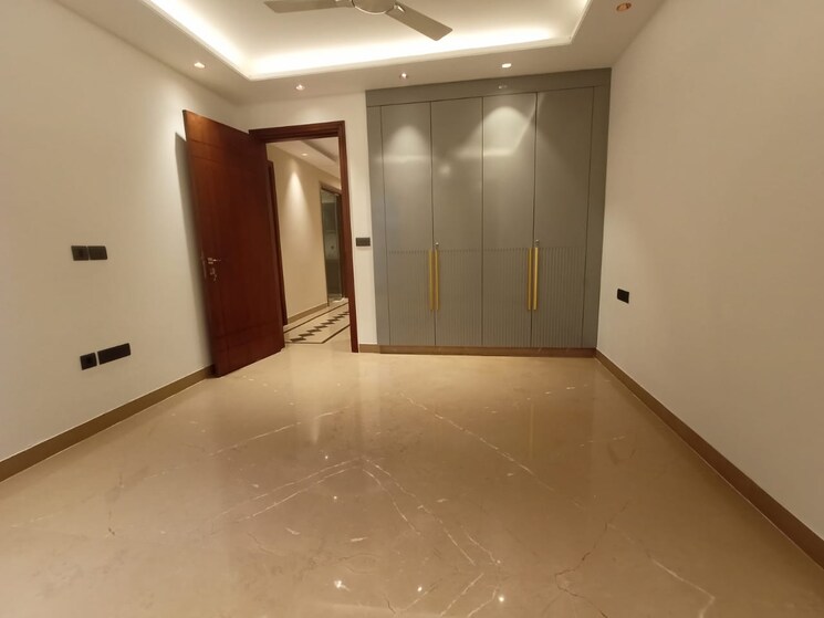 Room, greater kailash ii 4 Bedroom 2500 Sq.Ft. Apartment In Greater Kailash ii Delhi 8791622