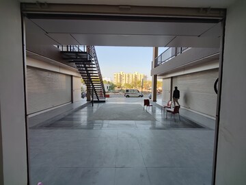  Shop – Exterior View View at Akota - for Rent