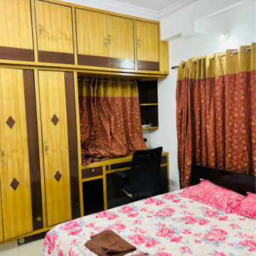 Bedroom in 2 BHK Builder Floor at Madhapur – for Rent