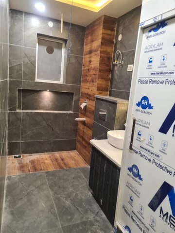 Bathroom in 4 BHK Apartment at Greater Kailash I – for Rent