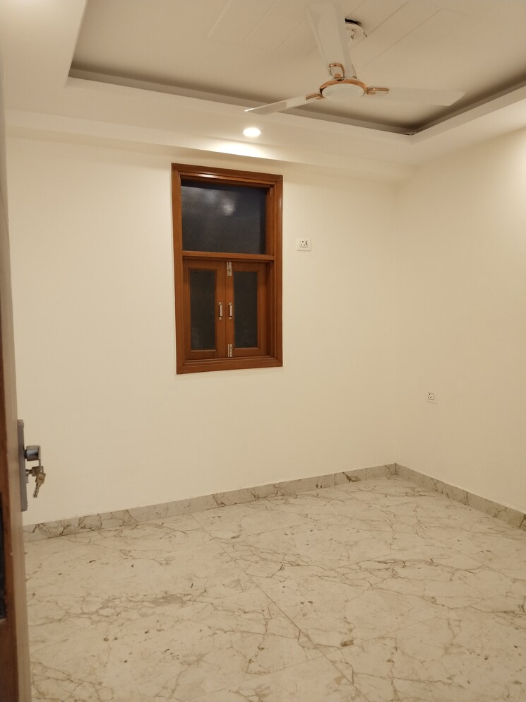 Room, khirki extension 3 Bedroom 1200 Sq.Ft. Apartment In Khirki Extension Delhi 8791678