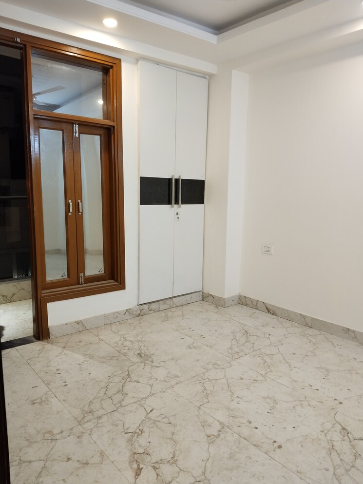 Room, khirki extension 3 Bedroom 1200 Sq.Ft. Apartment In Khirki Extension Delhi 8791680