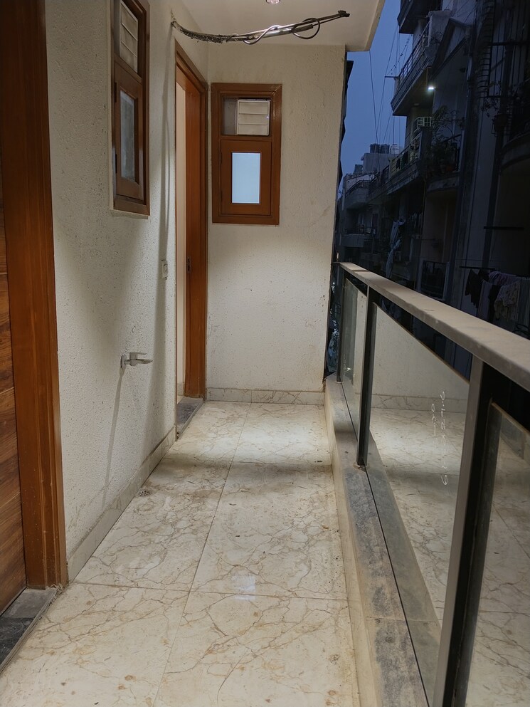 Balcony, khirki extension 3 Bedroom 1200 Sq.Ft. Apartment In Khirki Extension Delhi 8791680