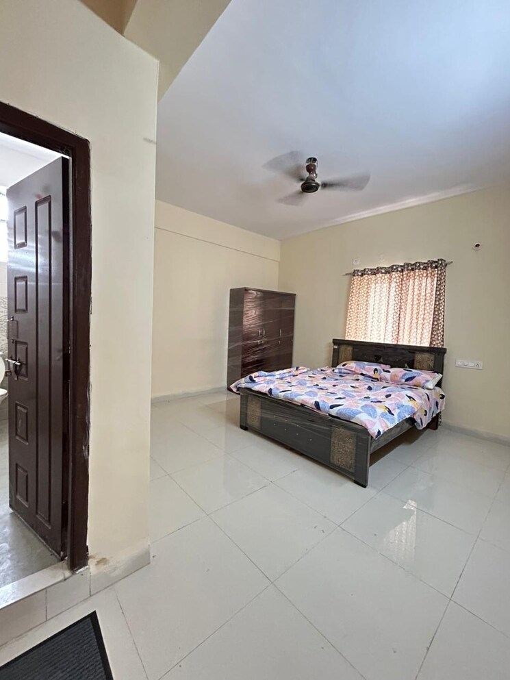 Living Room, rr-signature 1 Bedroom 550 Sq.Ft. Apartment In Gandipet Hyderabad 8791693
