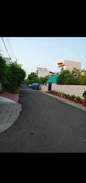  Plot – Garden View at Jankipuram Extension - for Sale