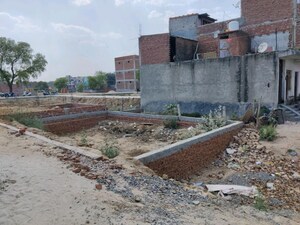 Plot For Sale in RWA Apartments Sector 39, Sector 39