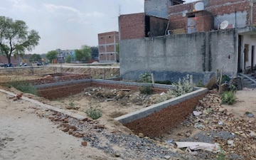 Plot For Sale in RWA Apartments Sector 39, Sector 39