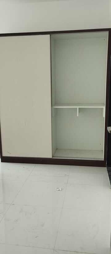 Room in 2 BHK Apartment at Casa Imperia, Wakad – for Rent