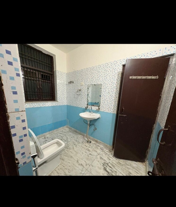 Bedroom, rwa-residential-society-sector-46 2 Bedroom 2200 Sq.Ft. Builder Floor In Sector 46 Gurgaon 8791735