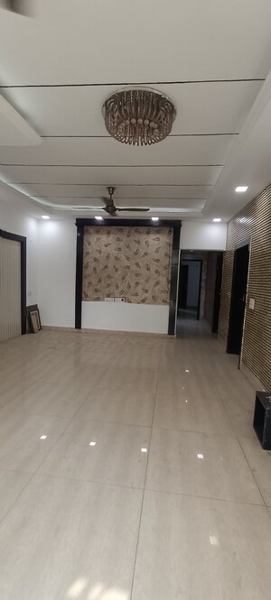 3.5 BHK Builder Floor For Sale in Kalkaji