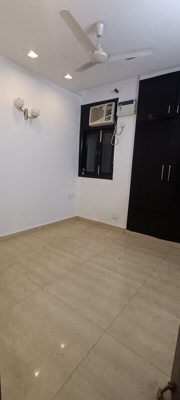 Room in 3.5 BHK Builder Floor at Kalkaji – for Sale