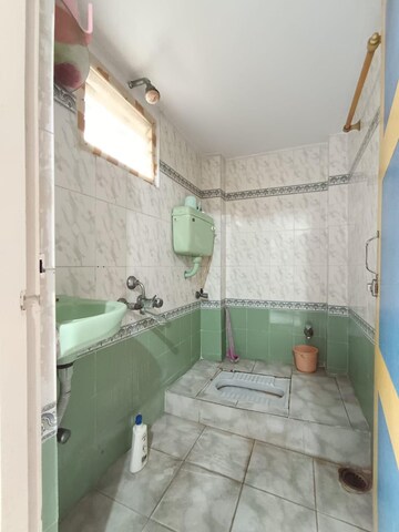 Bathroom in 3 BHK Apartment at Keerthi Matrix, Habsiguda – for Sale