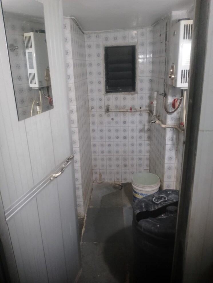Bathroom, pramila-chs-kalwa 1 Bedroom 525 Sq.Ft. Apartment In Kalwa Thane 8791787