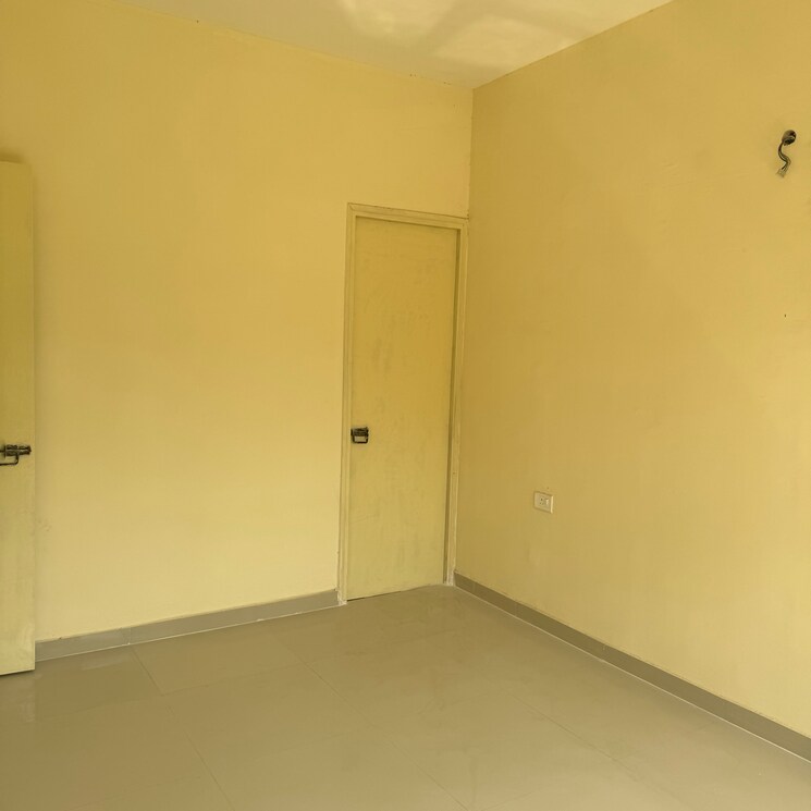 Room, pyramid-pride 2 Bedroom 578 Sq.Ft. Apartment In Sector 76 Gurgaon 8791807