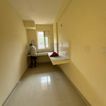 Room in 2 BHK Apartment at Pyramid Pride, Sector 76 – for Rent