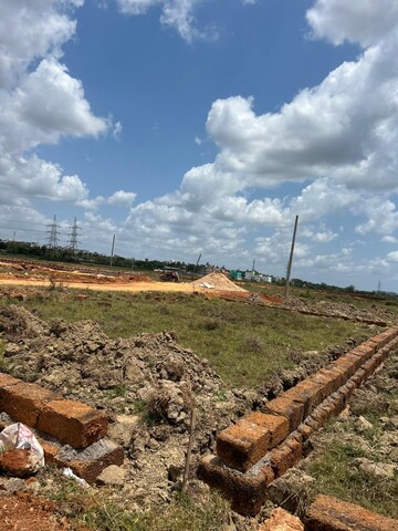  Plot For Sale in Patrapada