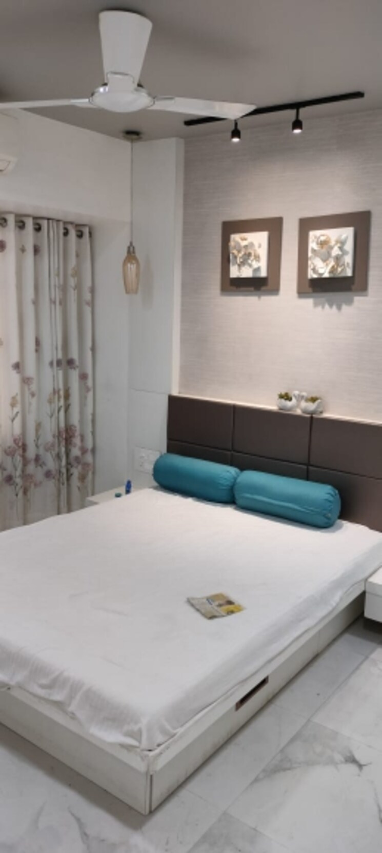 Bathroom, yash-apartments-model-colony 3 Bedroom 1450 Sq.Ft. Apartment In Model Colony Pune 8791828