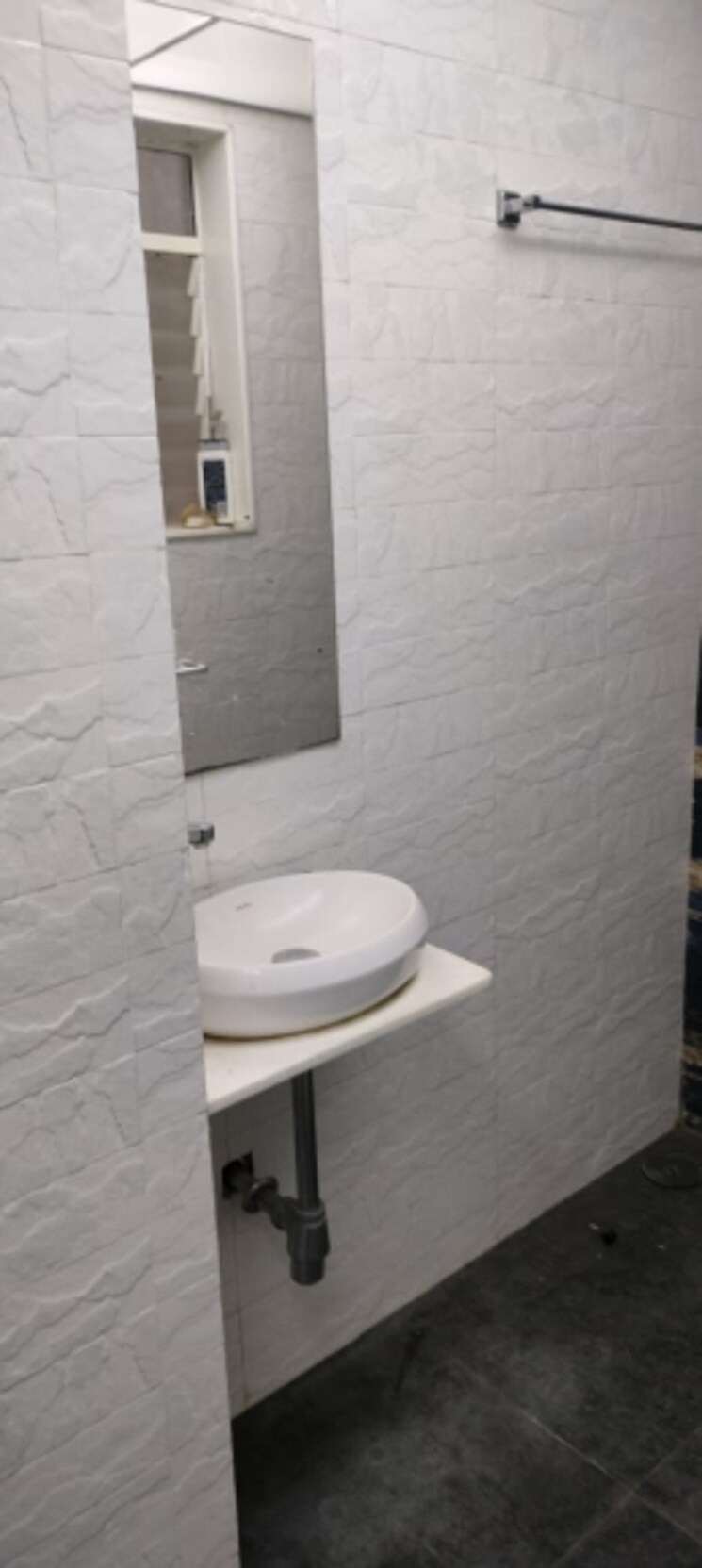 Bathroom, yash-apartments-model-colony 3 Bedroom 1450 Sq.Ft. Apartment In Model Colony Pune 8791828