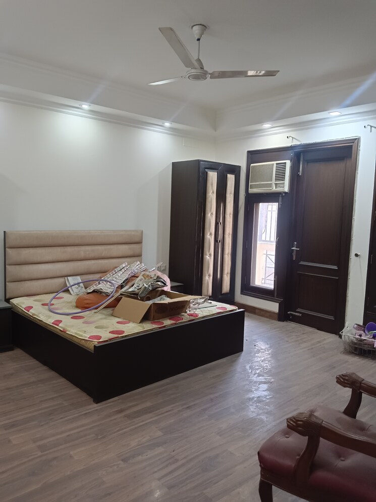 Bedroom, sarita-vihar-pocket-c-rwa 3 Bedroom 1400 Sq.Ft. Apartment In Sarita Vihar Delhi 8791842