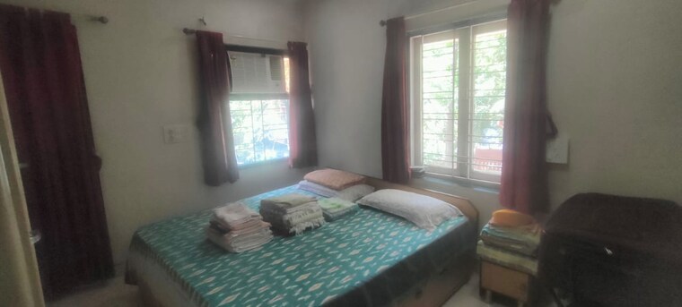 Bedroom, dhoop-chaon-society 4 Bedroom 1900 Sq.Ft. Apartment In Andheri West Mumbai 8791850